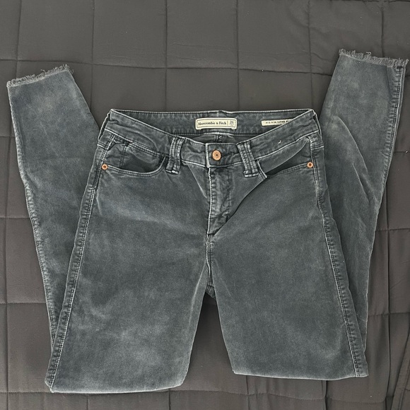 Abercrombie & Fitch Denim - Abercrombie & Fitch Mid Rise Skinny Jeans